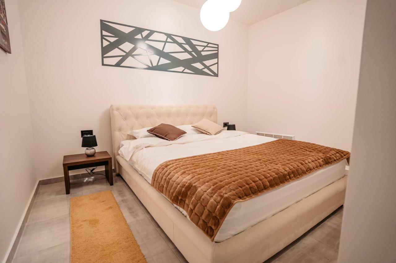 Magico Rooms & Apartments Ниш Экстерьер фото