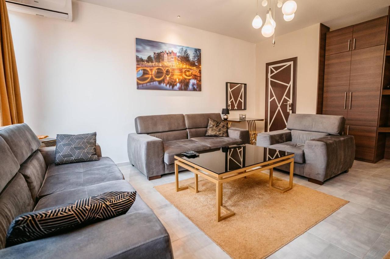 Magico Rooms & Apartments Ниш Экстерьер фото