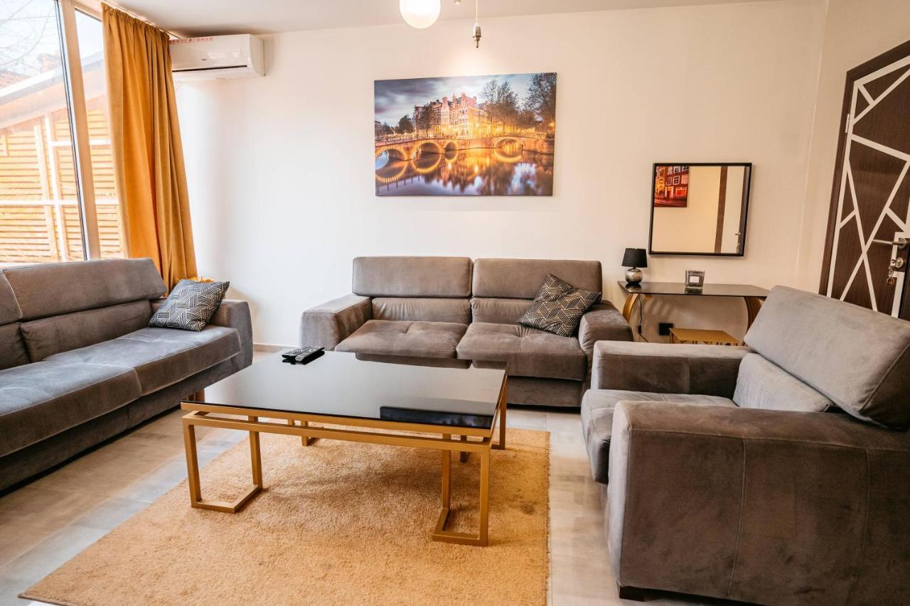 Magico Rooms & Apartments Ниш Экстерьер фото