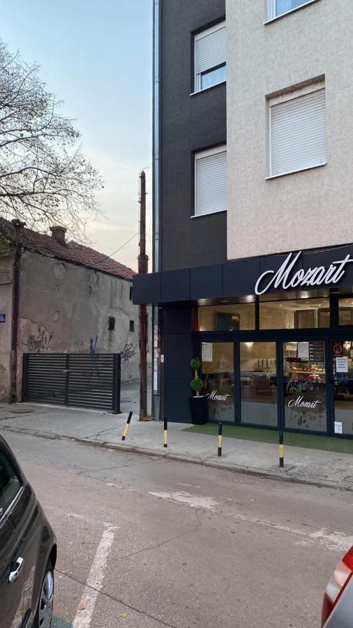 Magico Rooms & Apartments Ниш Экстерьер фото